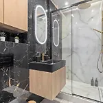 شقة Luxury Riverside At Eurovea