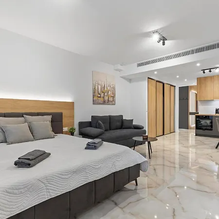 Luxury Riverside At Eurovea Apartmán