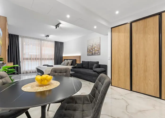 Luxury Riverside At Eurovea Appartement *